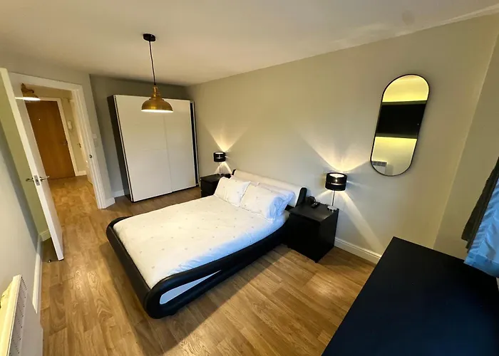 Modern Centre 1-bed Quiet & Comfortable דירה