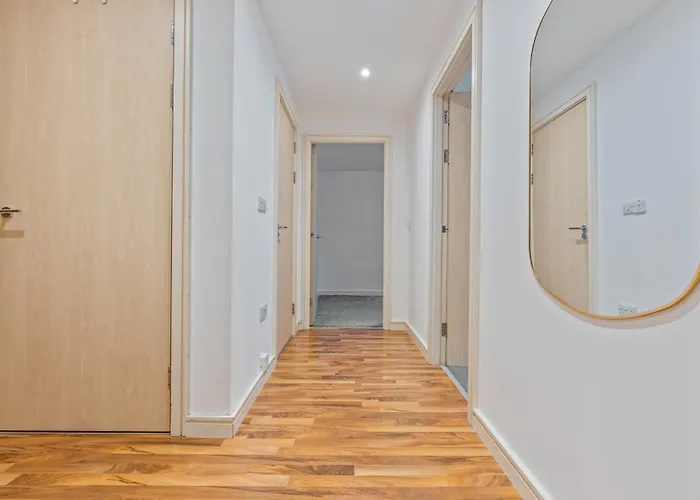 2-bed Apt-sleeps 5-long Stays-oxford St