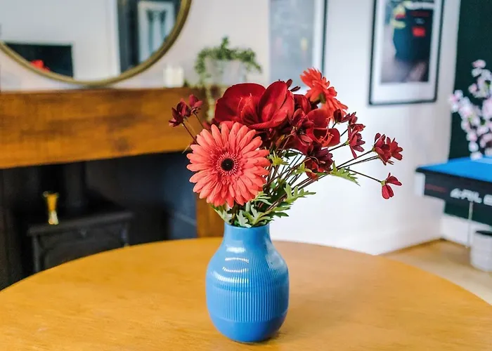 Appartamento Stylish Home, Sleeps 7, Pool Table, Free Parking, Free Wi-fi, Full Kitchen, Perfect For Groups *