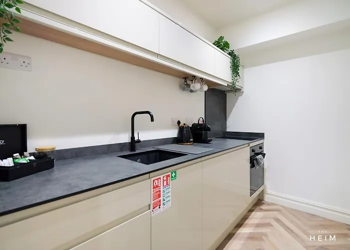 Merino At The Heim * Μάντσεστερ