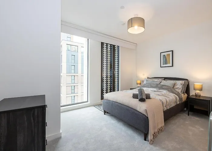 Royal Ebony By Smithstone *