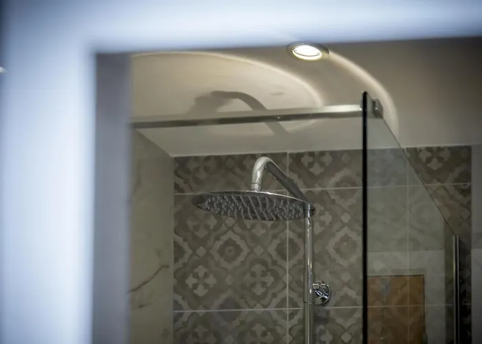 Apartamento King Bed Flat In The Heart Of The - Pass The Keys *