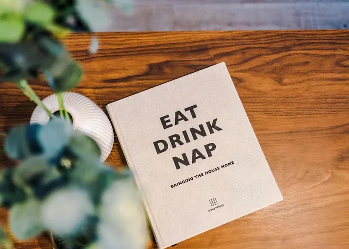 Trafford Loft Modern In *