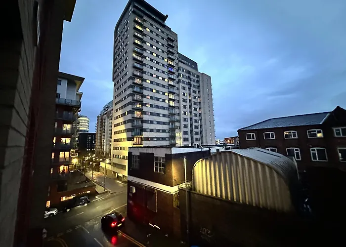 Modern Centre 1-bed Quiet & Comfortable *