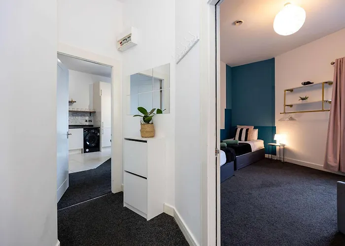 Apartament Spacious 2 Bed Near Media And Old Trafford *