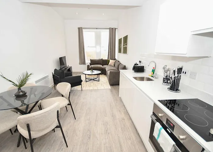 Spacious & Bright 1bed Nr Etihad Stadium Appartement *