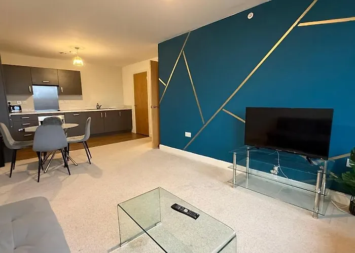 Luxury 5 Bed Centre * Manchester