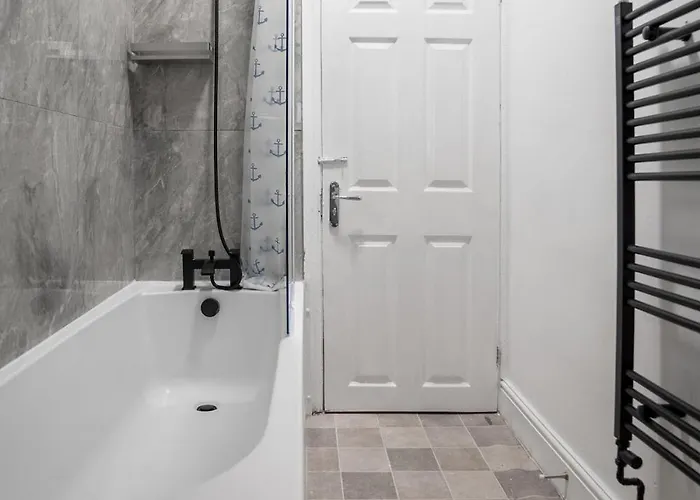 Apartment Mauldeth Road Full House *