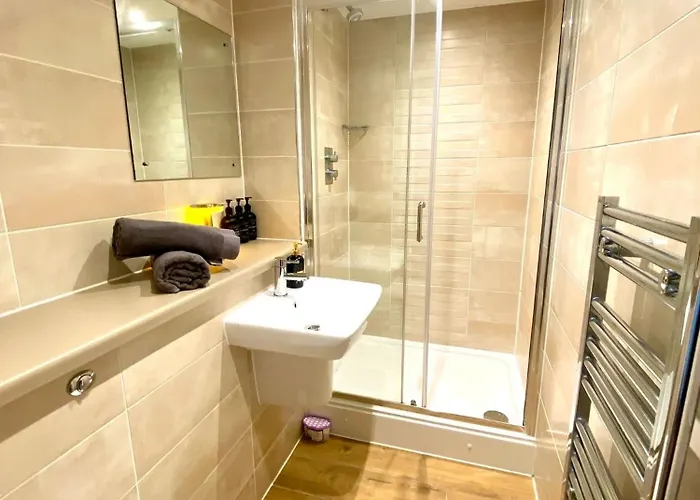 Apartamento Lux High-rise Two Bed-balcony With Waterside View *