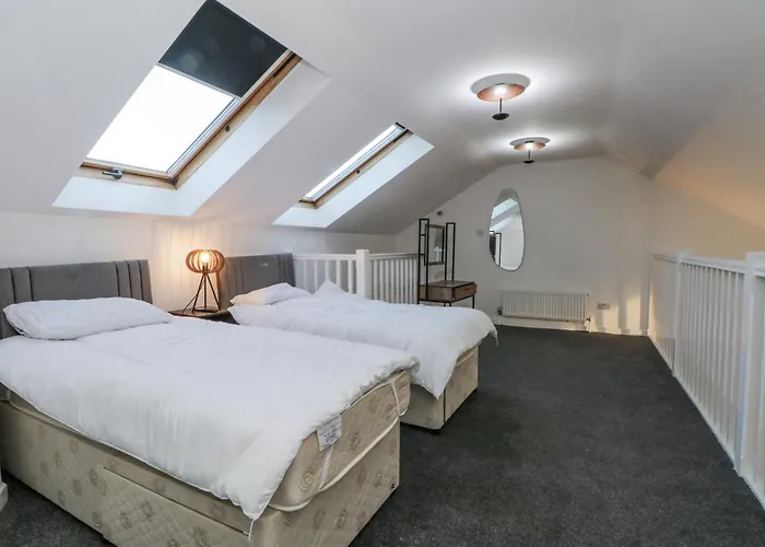 Manchester Apartment *