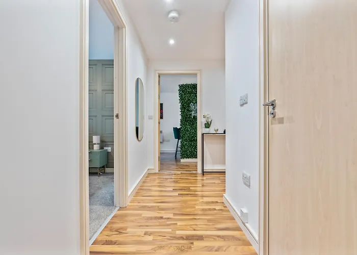 2-bed Apt-sleeps 5-long Stays-oxford St * 曼彻斯特