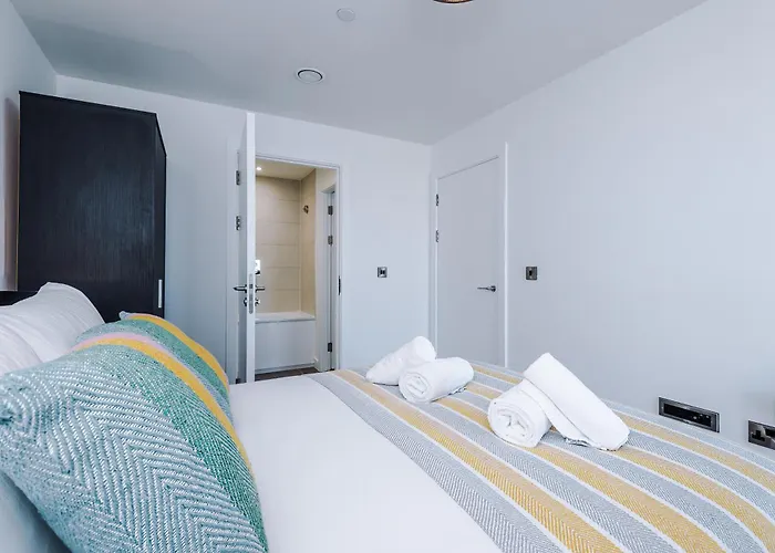 View With Pool Μάντσεστερ