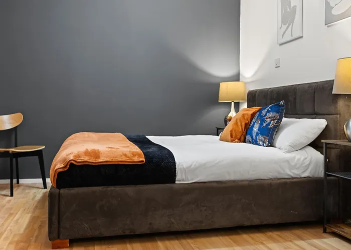 Rooftops View, Northern Quarter, Balcony * Манчестер