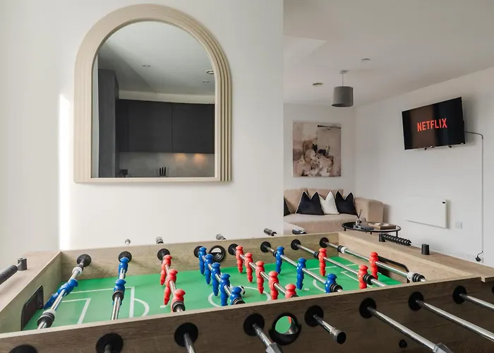 Apartament 2 Bedroom - Old Trafford - Balcony - Free Parking