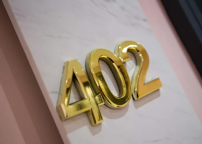 Spacious 3-bed Retreat - Modern & Super Lejlighed Manchester