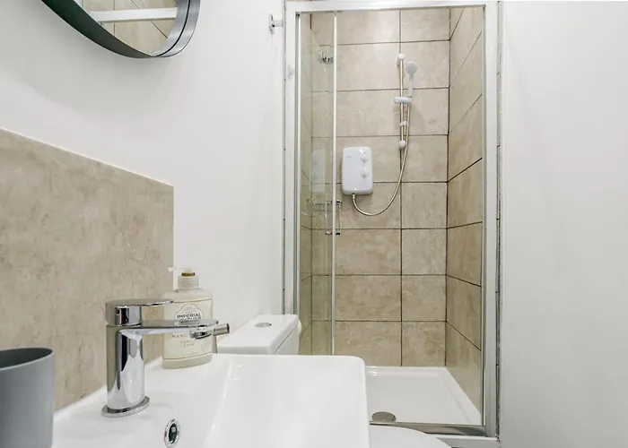 Daire Tallis House, Near Centre, Sleeps 8 By Nmb Manchester