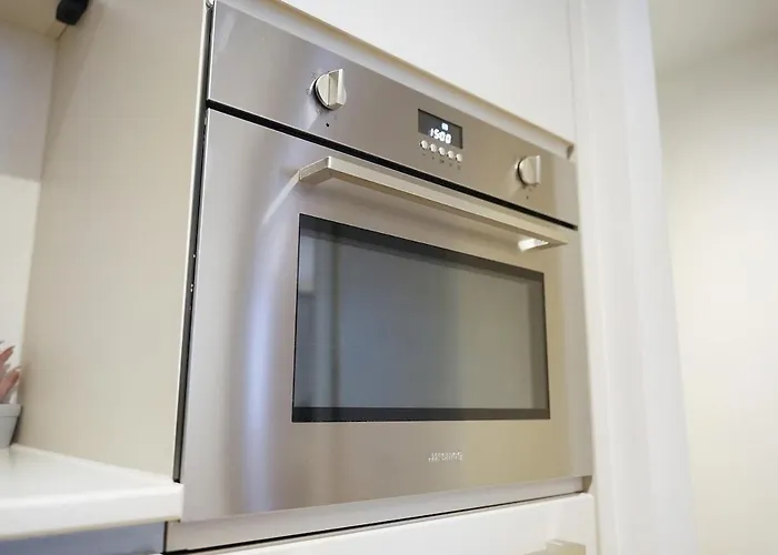 Tranquil & Modern One Bedroom Daire