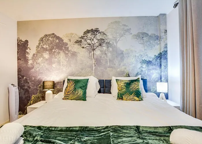 Daire Pinecone - Centre