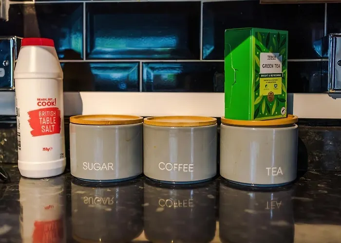 Appartamento Stylish Home, Sleeps 7, Pool Table, Free Parking, Free Wi-fi, Full Kitchen, Perfect For Groups