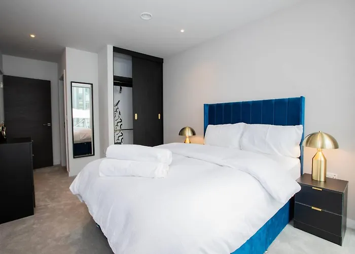 Luxury Condo-terrace - Gym - Parking - *