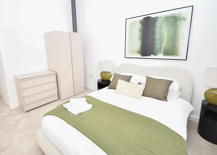 Daire Spacious & Bright 1bed Nr Etihad Stadium Manchester