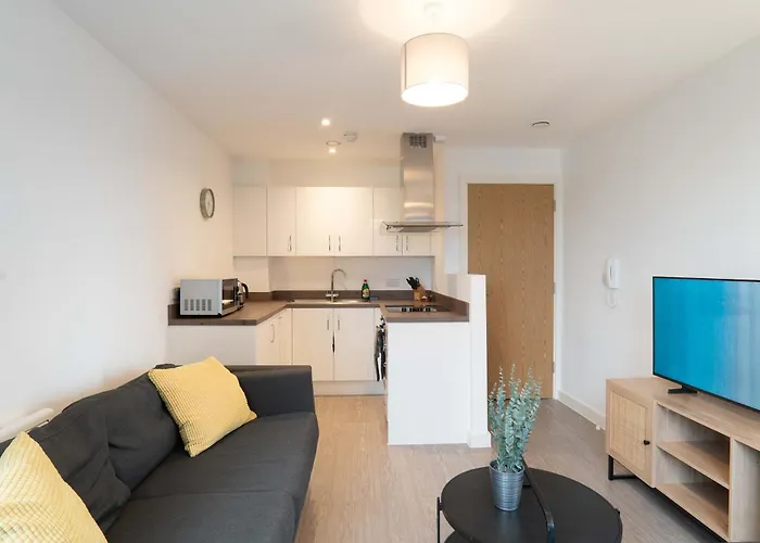 Bright 1 Bed In W Balcony Διαμέρισμα