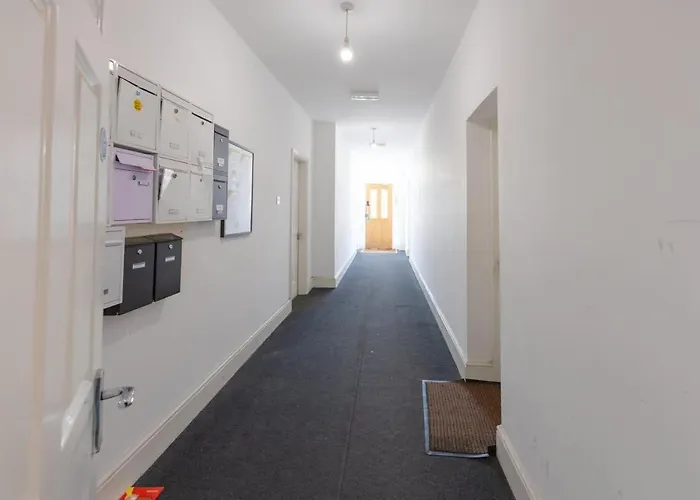 Apartamento Charming 2-bed In M16 Manchester