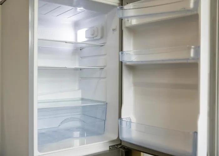 Free Parking, Large House For Contractors & Families, Sleeps 6, 15mins To Centre Appartement Manchester