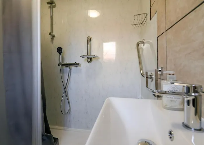 Tallis House, Near Centre, Sleeps 8 By Nmb شقة