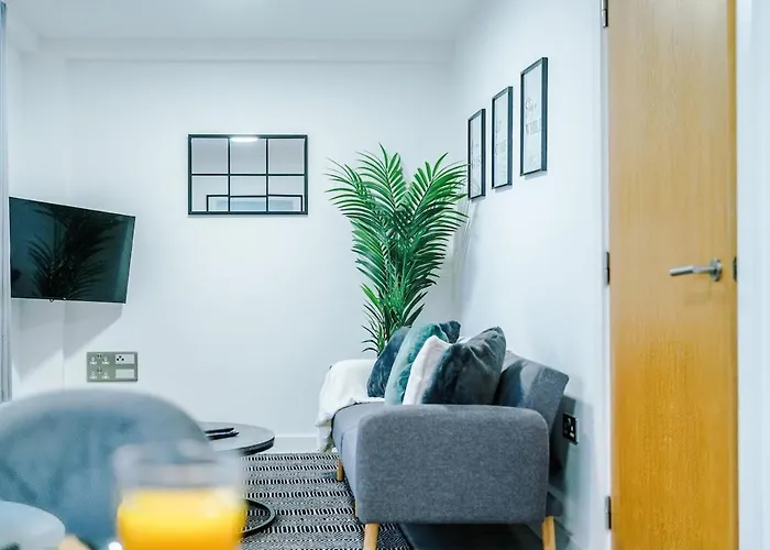 Central, 2 Bedroom, Penthouse Duplex * Manchester