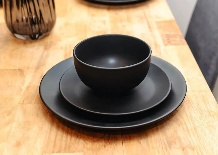 Apartment Stylish 2bed Balcony & View Centre