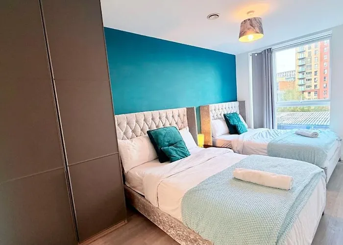 Luxury 5 Bed Centre Apartman *