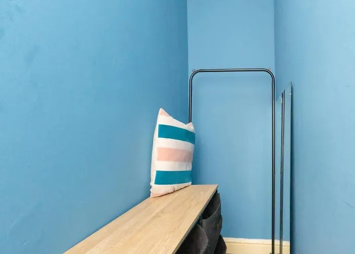 Apartamento Charming 2-bed In M16 *