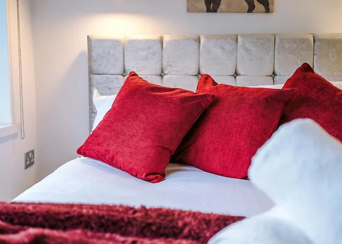 Appartamento Stylish Home, Sleeps 7, Pool Table, Free Parking, Free Wi-fi, Full Kitchen, Perfect For Groups *