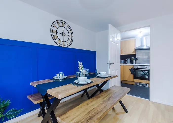 The Salford Luxe Apt - Chic & Modern 2-Bed Living - Business Or Work-Friendly Stay By Parydise Properties 맨체스터