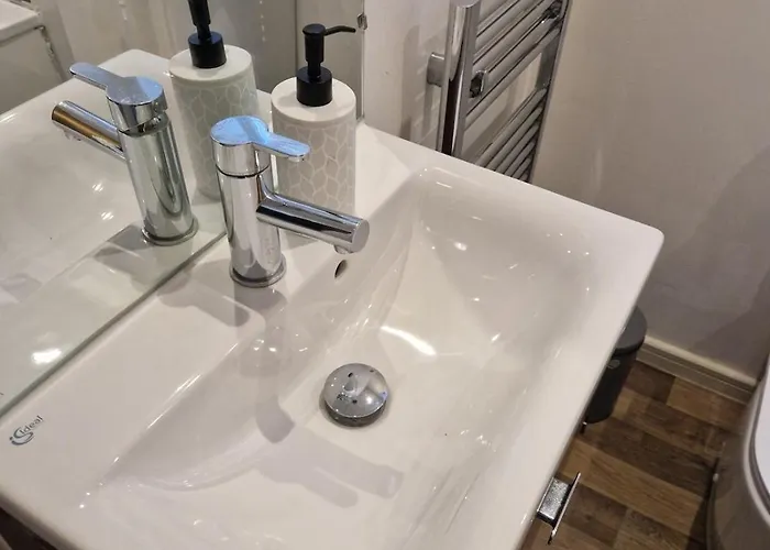 Greenland 62 * مانشستر