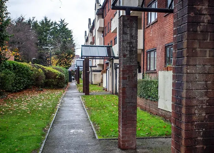 Stylish In Salford With Free Parking Appartement