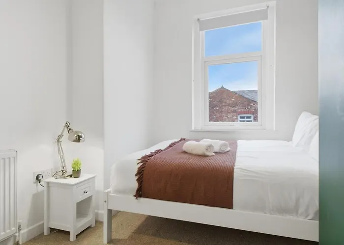 아파트 Spacious 4 Bedroom House With Pacman,darts, Netflix By Vista Short Lets *