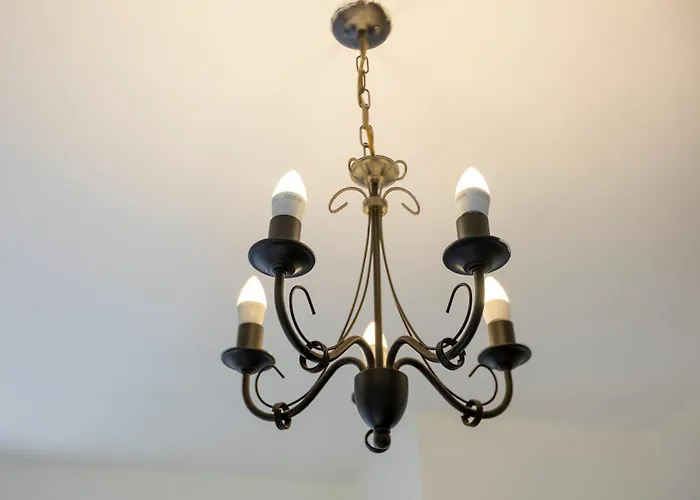 דירה Free Parking, Large House For Contractors & Families, Sleeps 6, 15mins To Centre מנצ'סטר