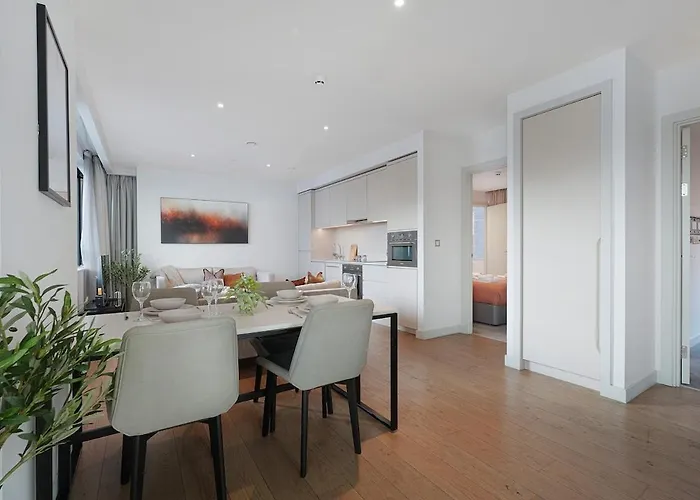 شقة Stylish & Spacious 2 Bedroom 2 Bathroom *