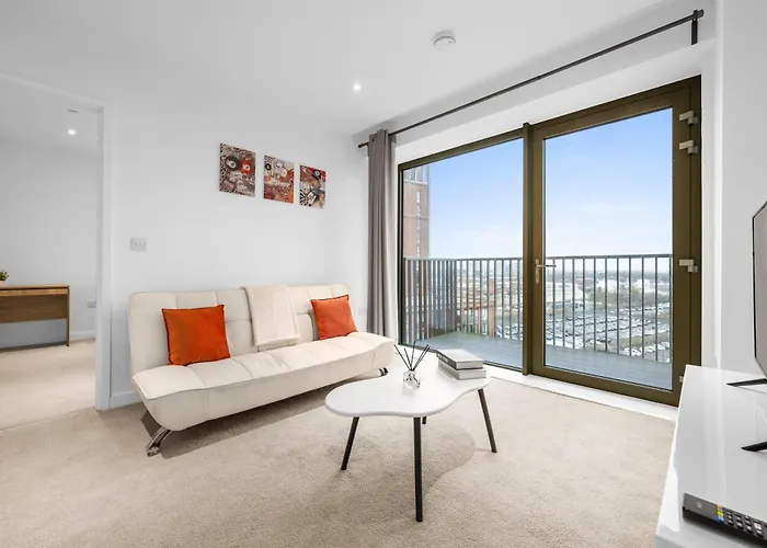 Centre 2 Bedroom Luxury *