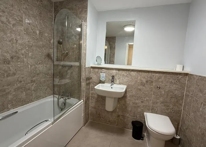 Apartment Luxury 5 Bed Centre