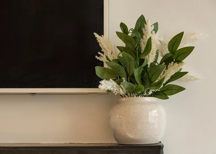 Free Parking, Large House For Contractors & Families, Sleeps 6, 15mins To Centre Μάντσεστερ