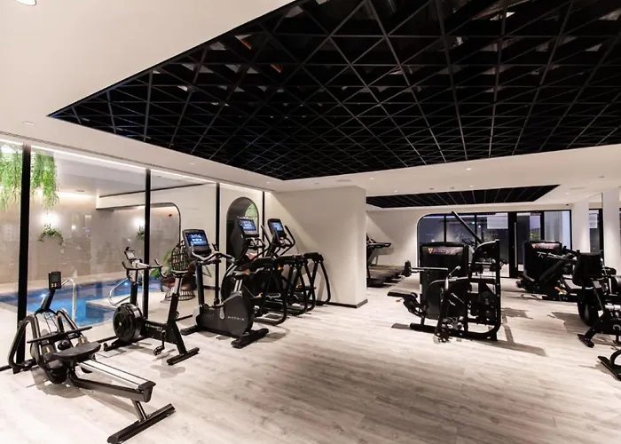 View With Pool Διαμέρισμα