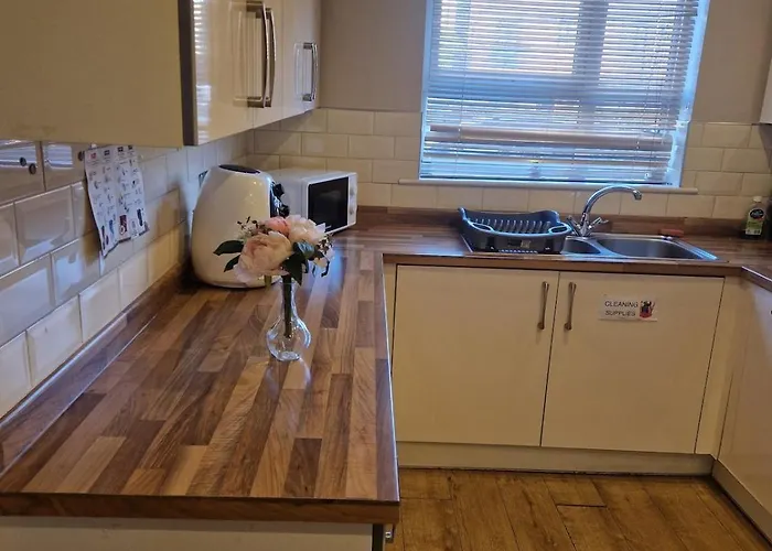 Greenland 62 مانشستر