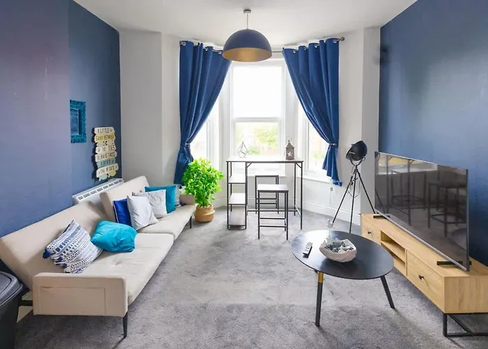 Charming 2-bed In M16 Lägenhet