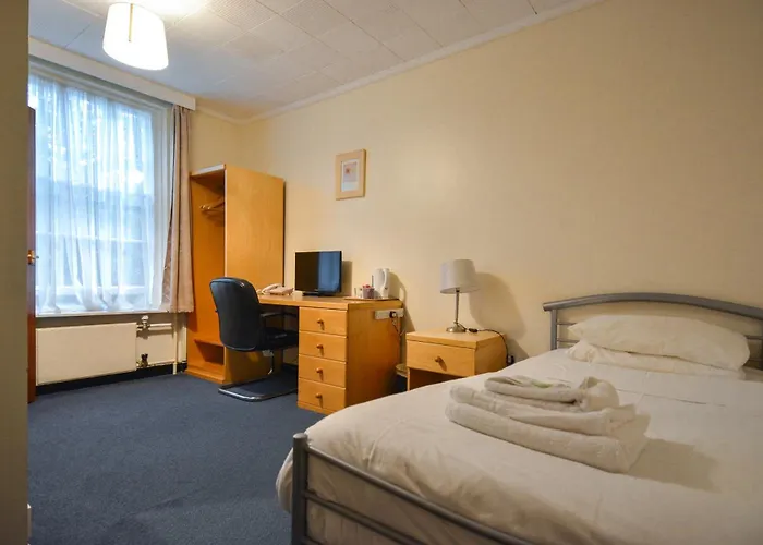 Luther King House Otel 2*