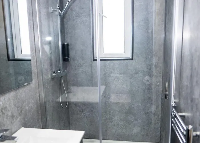 The Way House מנצ'סטר