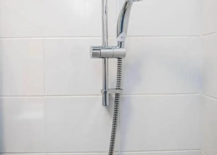 Family-friendly Two-bedroom Near Stadium * Manchester