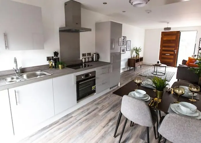 Staycay - Modern 1-bed In Centre Daire *